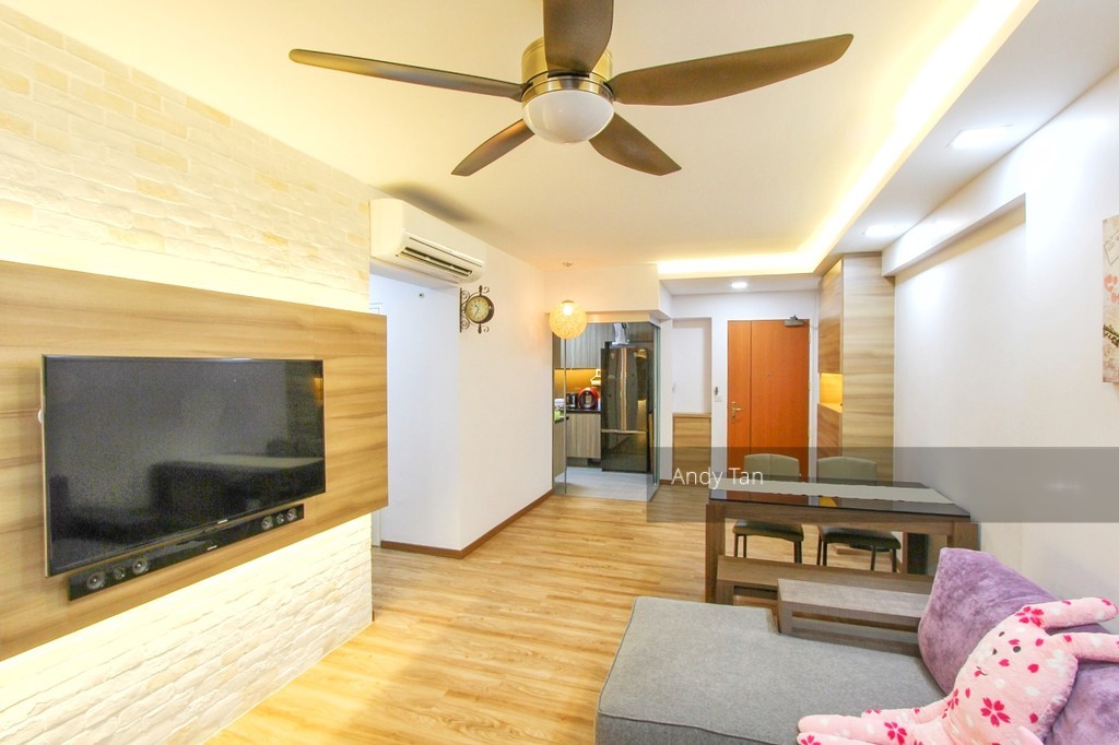 Blk 426D Yishun Avenue 11 (Yishun), HDB 4 Rooms #208579641